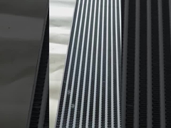 इंजन कूलिंग सिस्टम के लिए खुदाई करने वाला इंटरकूलर ZAX200-3 खुदाई करने वाले स्पेयर पार्ट्स 4650354