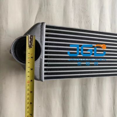 इंजन कूलिंग सिस्टम खुदाई के स्पेयर पार्ट्स 4650354 के लिए ZAX200-3 खुदाई इंटरकूलर