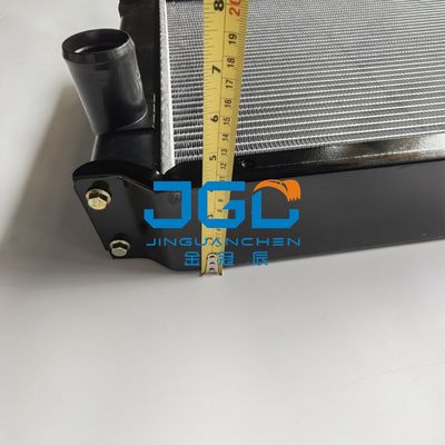 E320C खुदाई सहायक उपकरण 204-0996 टैंक रेडिएटर यांत्रिक सहायक उपकरण