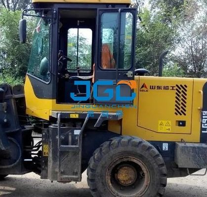 LG918H लोडर फ्रंट विंडशील्ड रियर विंडशील्ड टेम्पर्ड ग्लास के पिछले हिस्से के फ्रंट साइड दरवाजे पर