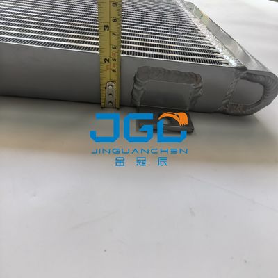 खुदाई करने वाले स्पेयर पार्ट्स रेडिएटर टैंक रेडिएटर कोर असेंबली 4479181 EX70
