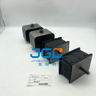 खुदाई मशीन के भाग Doosan Daewoo DH130-7 इंजन पैर रबर झटके प्रतिरोधी चिपकने वाला।