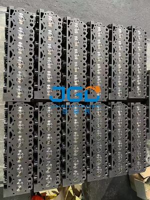 D6E उत्खनन इंजन सिलेंडर हेड असेंबली 04292633 ट्रस्ट से प्रतिस्थापन भागों