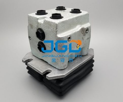 SK200-8 SK210-8 पायलट वाल्व YN30V00105F1 YN30V00105F2 पायलट कंट्रोल वाल्व एक्सकेवेटर स्पेयर पार्ट्स के लिए फुट पेडल वाल्व