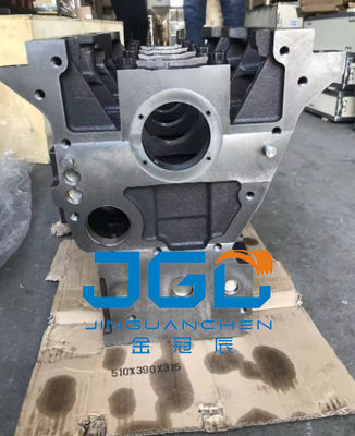 इंजन सिलेंडर बॉडी 4D95 एक्सकेवेटर पार्ट्स सिलेंडर ब्लॉक 6204-21-1102 PC60-5 के लिए PC60-7