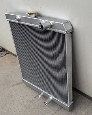 R80-7 रेडिएटर नई उच्च गुणवत्ता वाले खुदाई रेडिएटर एल्यूमीनियम सामग्री