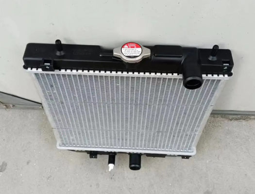 गर्म बिक्री K7561-85210 RTV900 खुदाई रेडिएटर एल्यूमीनियम सामग्री
